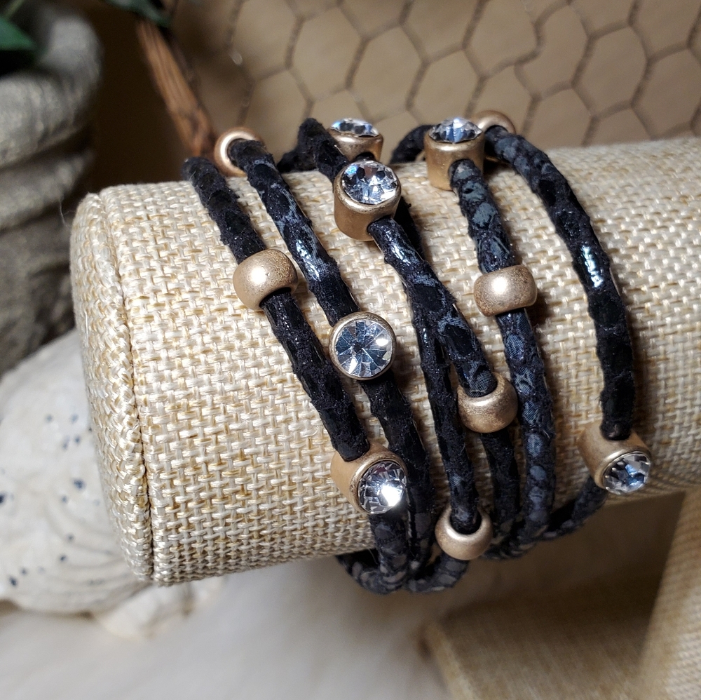 Gold tone and "diamond" snakeskin leather bracelet